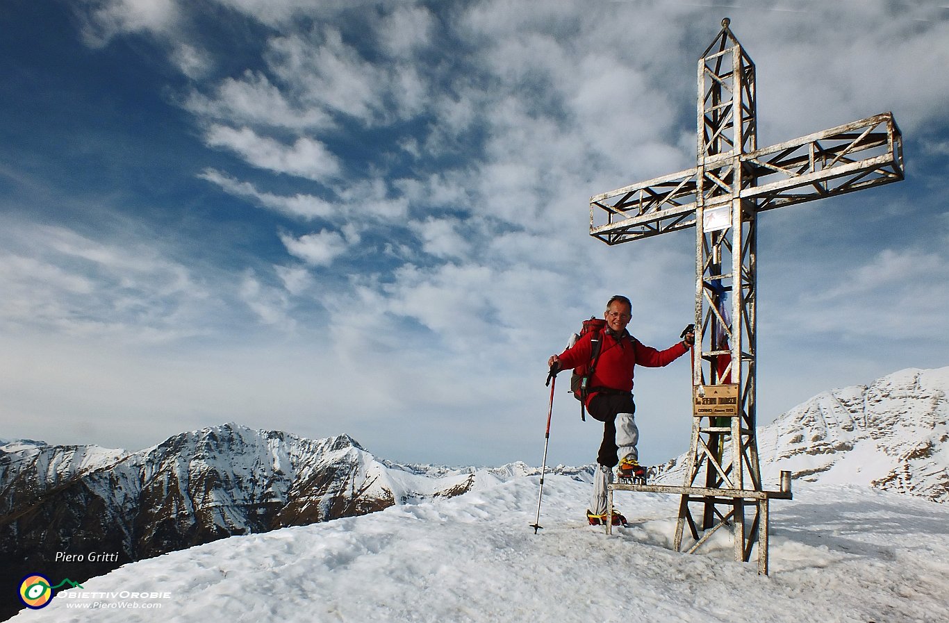 01 In vetta a Cima Grem (2049 m) il 9 gennaio 2013.JPG